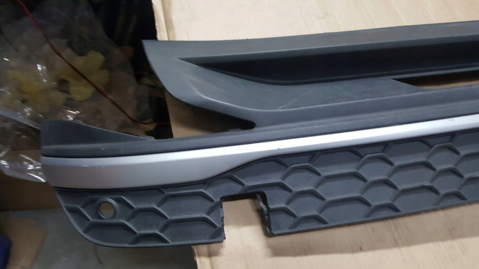 AUDI A3 8Y lV LIFT 2024-> SPOILER DOKŁADKA ZDERZAKA TYŁ 8Y4807521F