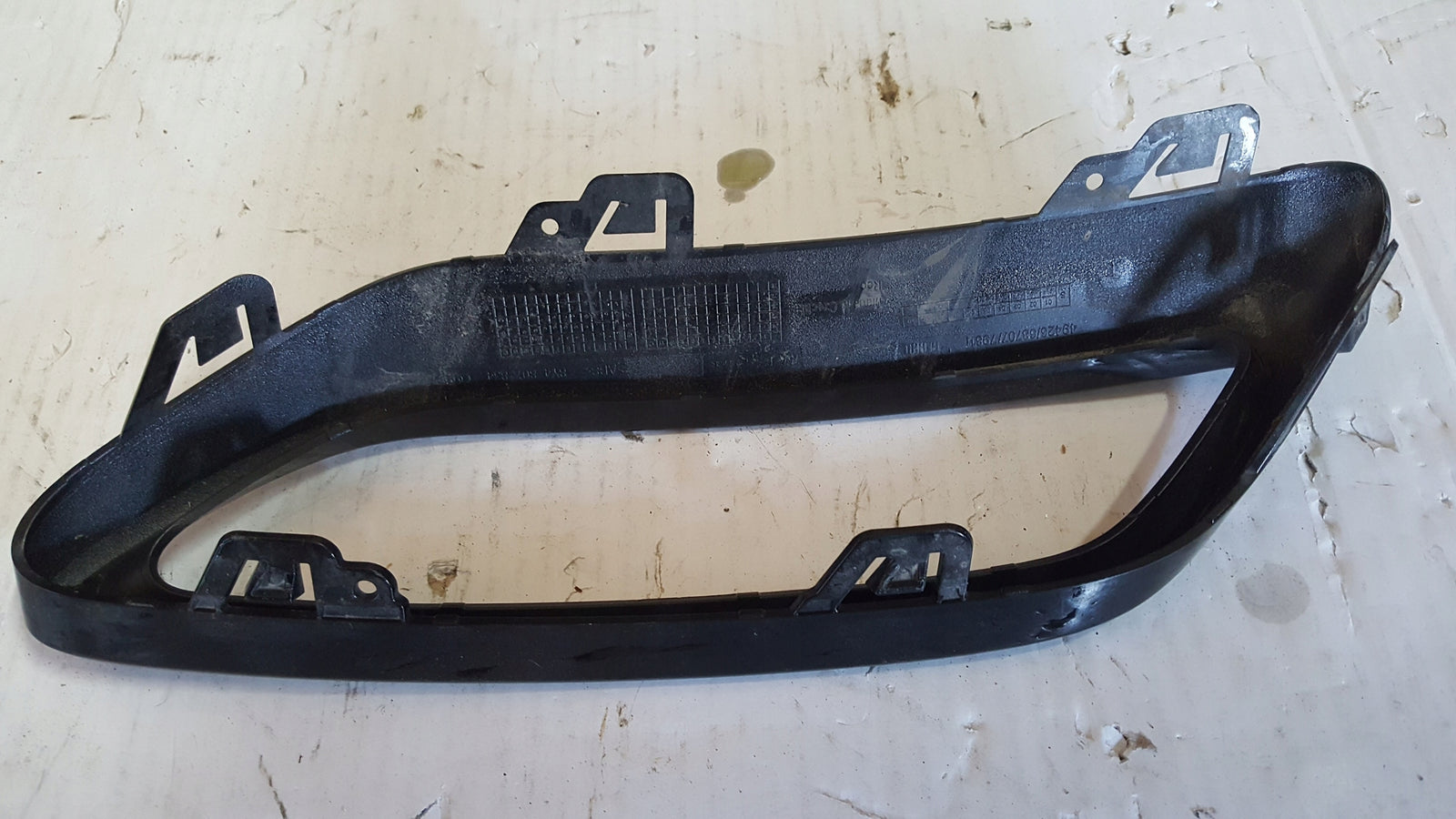 Atrapy ramki wydechu LE+PR AUDI A3 8Y4807833/834
