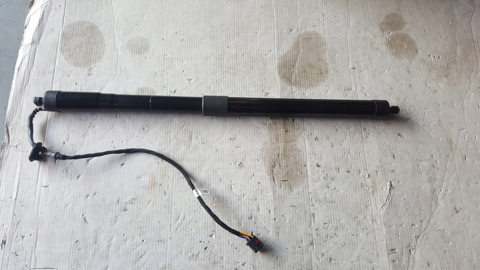 Siłownik klapy bagażnika VW SHARAN 7N0827851E demontaż oryginał