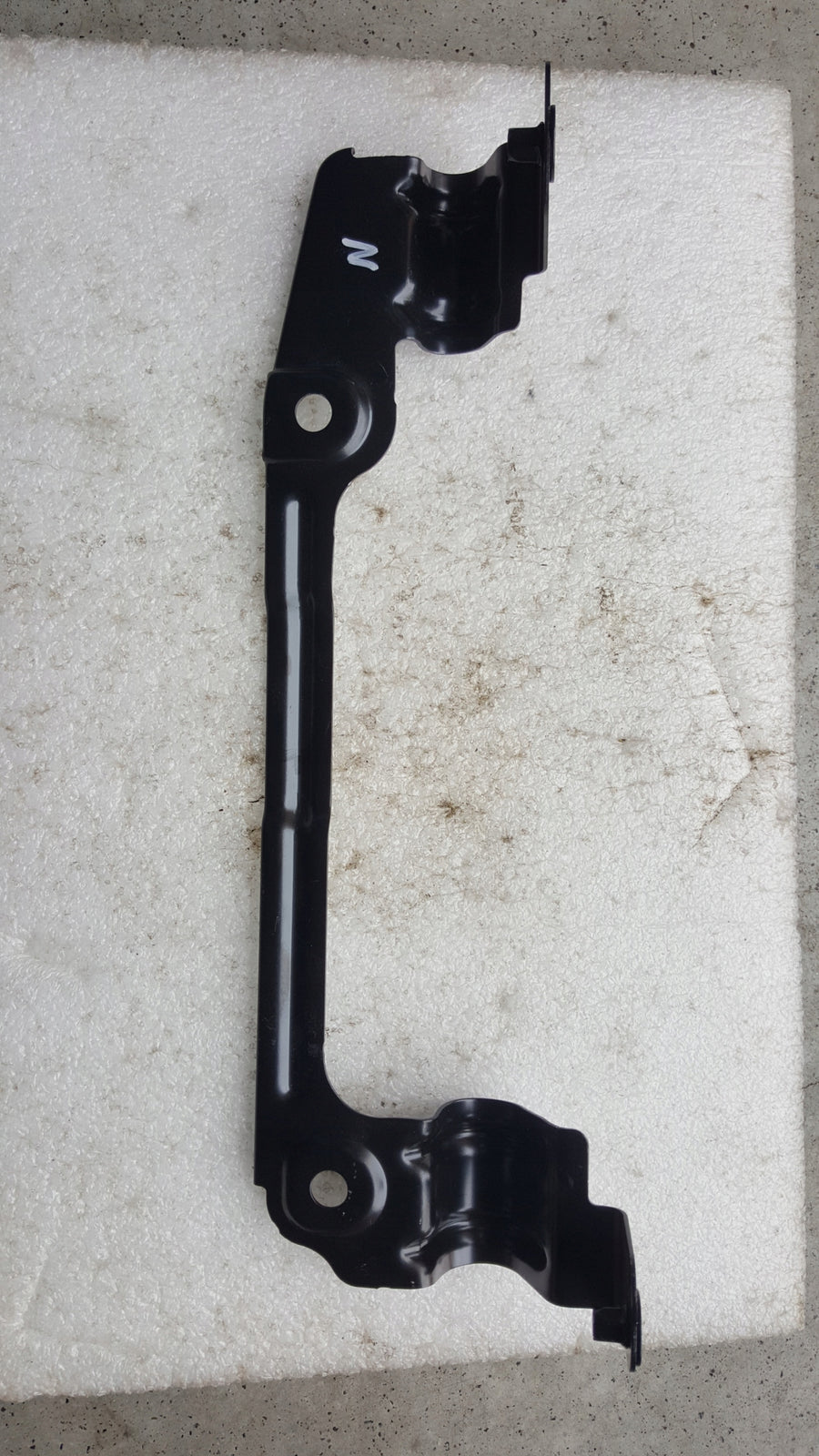 NOWY ORYGINALNY wspornik błotnika prawy przód AUDI A6 (C8) RS6 4K0821168
