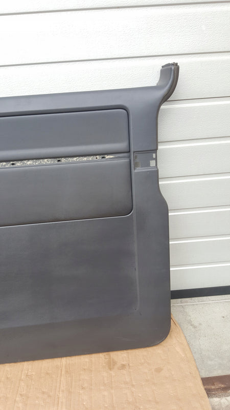 Tapicerka poszycie boczek prawa strona VW T5 T6 7E5867028 demontaż