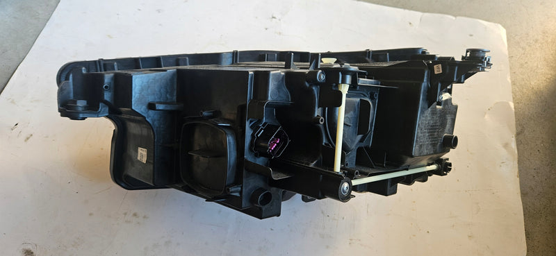 Pr kompletny FUL LED AUDI Q4 E-TRON 89A941034