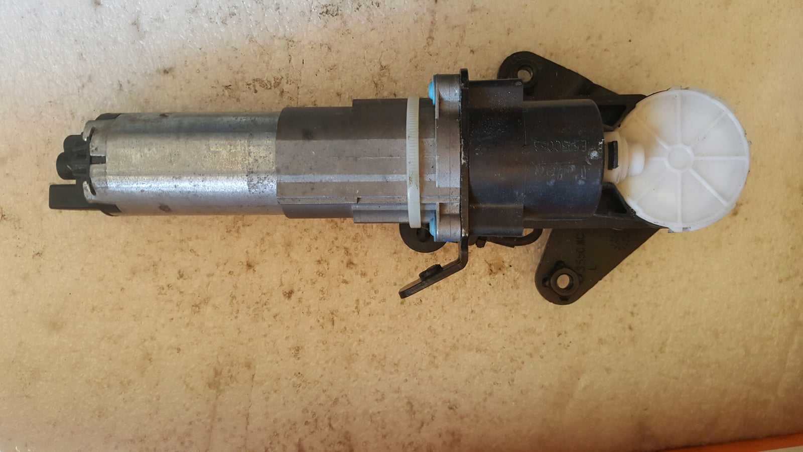 Mechanizm siłownik klapy LE tył AUDI A7 4G8827851B