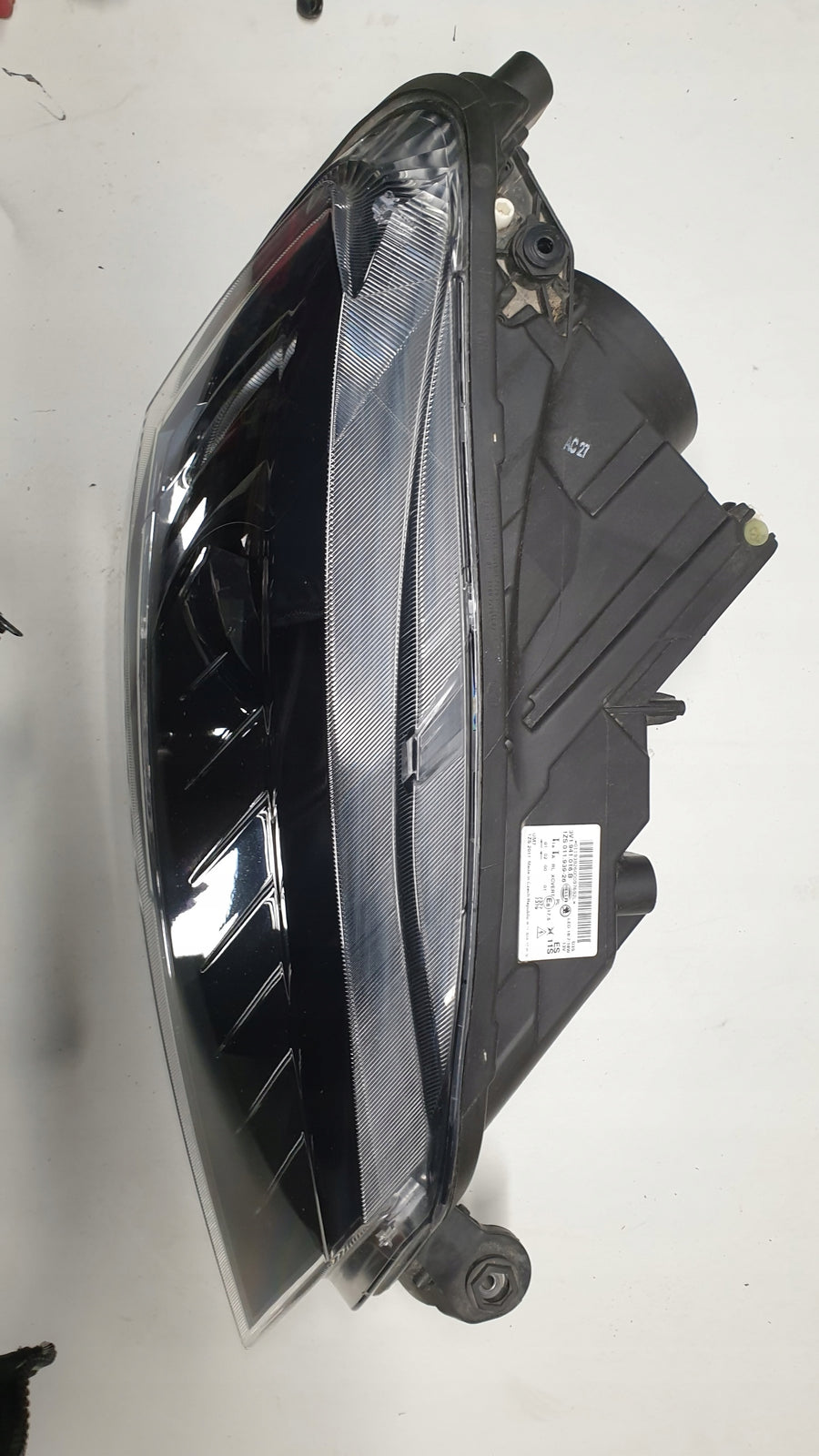 PR xenon LED SKODA SUPERB III 3V1941016B IDEAŁ