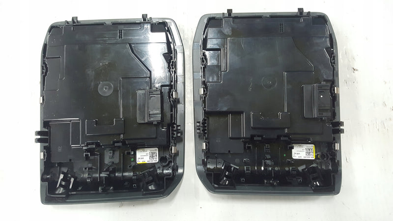 Lampka podsufitki AUDI Q4 89A959569 demontaż