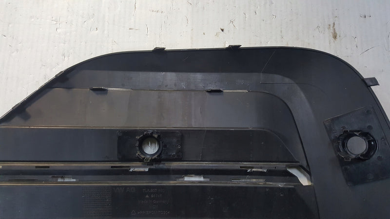 Kratka zderzaka prawy przód VW T6.1 7LA807490 demontaż