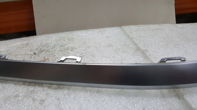 Listwa chrom zderzaka prawy tył VW PASSAT (B8) ALLTRACK 3G9853842B demontaż