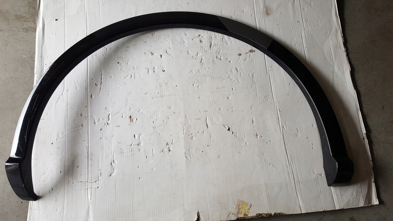 Listwa błotnika PR tył AUDI Q5 80A853818B demontaż