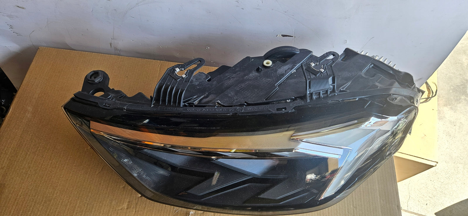 82A941033D IDEAŁ! Le reflektor FUL LED AUDI A1 S1 2021r