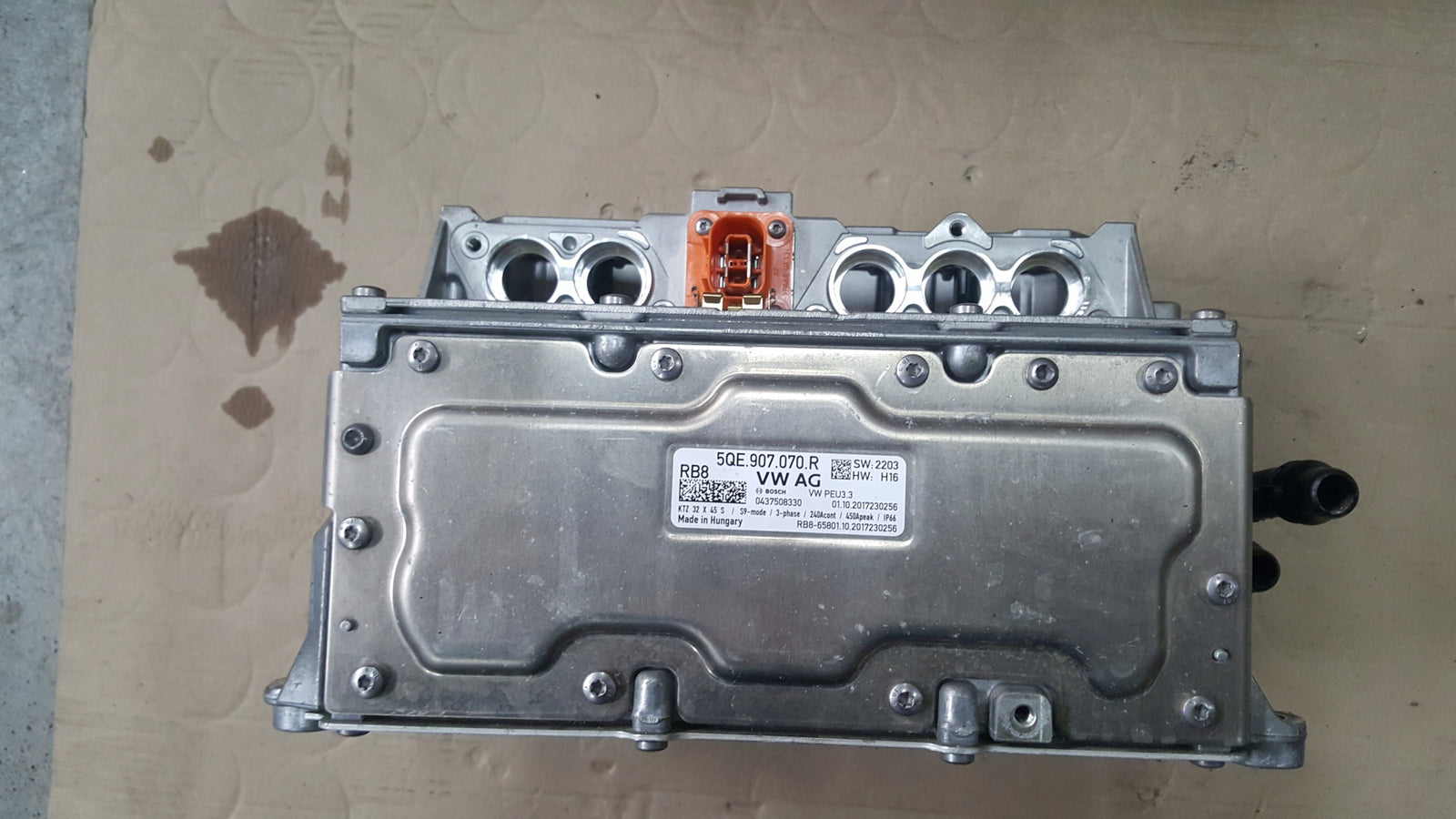 e8227cddcc1048a52bdc1631d04c391c