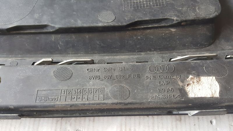 Kratka zderzaka PR przód AUDI A5 S-LINE 8W6807682F