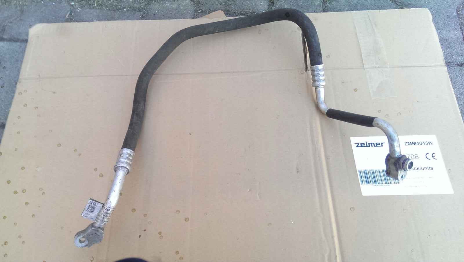 Przewód klimatyzacji AUDI A5 8T0260701M ORYGINAŁ