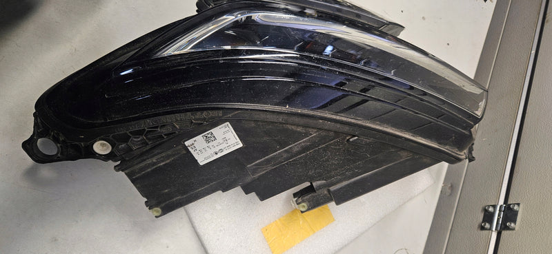 LE Full LED Skoda Kodiaq 566941015H 2021r