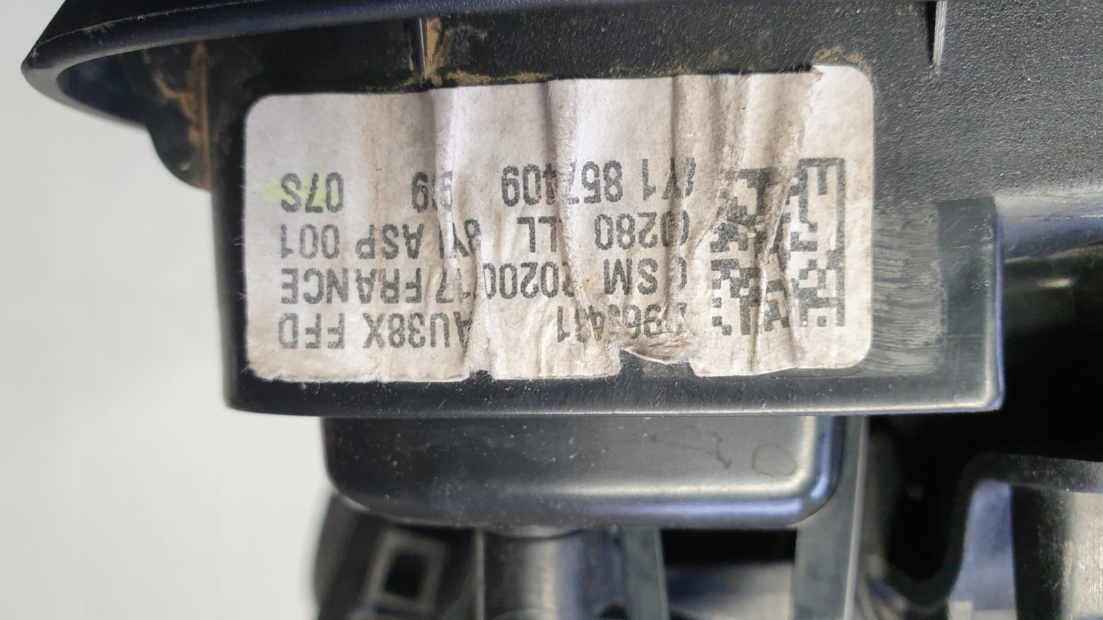 Le Lusterko zewnętrzne AUDI A3 8Y1857409 6 pinów