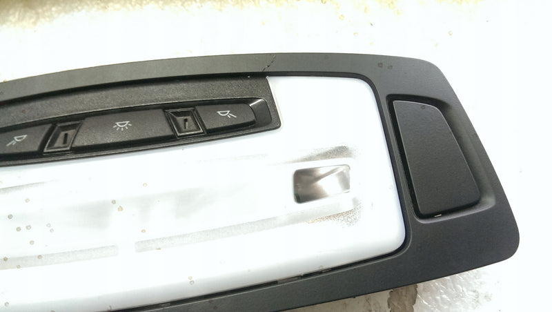 Oświetlenie kabiny BMW F23 F33 4527903 demontaż