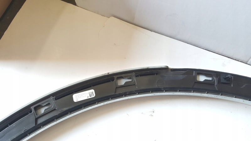 Listwa błotnika prawy tył AUDI Q5 80A853818A demontaż