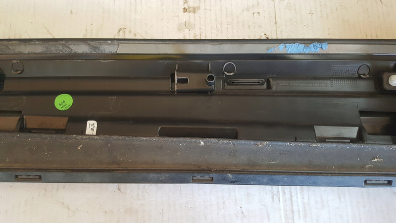Listwa drzwi prawy przód AUDI Q3 8U0853960D