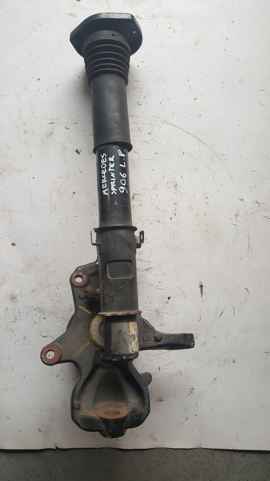 87d1b445f0c52a581ebd3f5e39d7f312