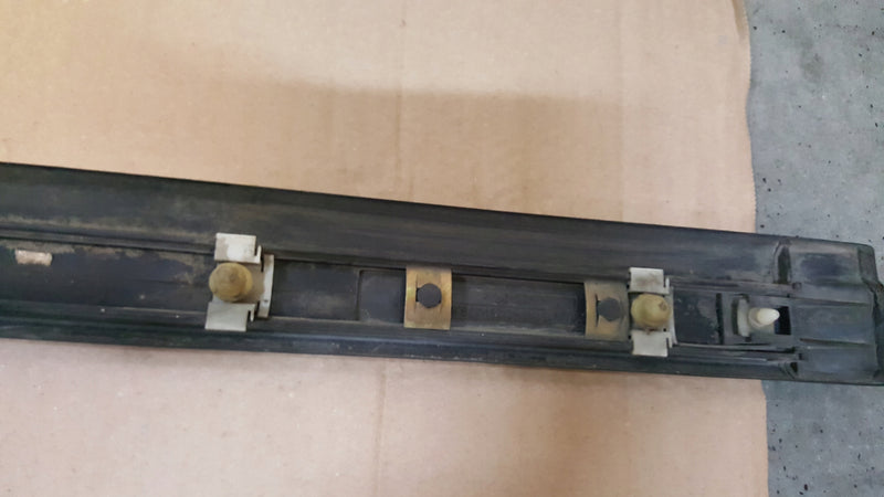 Listwa drzwi M3 prawa BMW E36 Cabrio Coupe 51132256788
