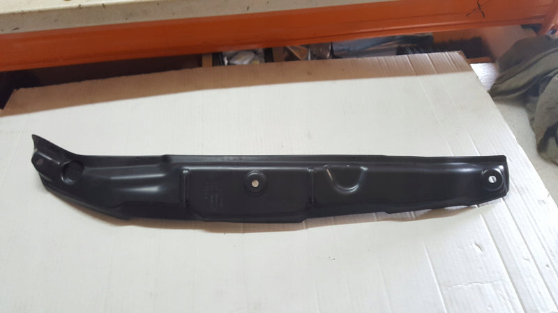 NOWA ORYGINALNA osłona błotnika prawy przód AUDI A6 (C8) 4K0821112