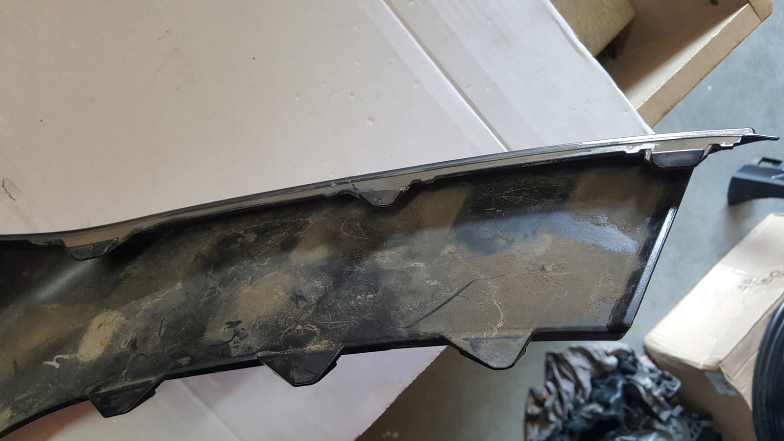 Narożnik listwa zderzaka lewy przód AUDI A1 82A807061B/C