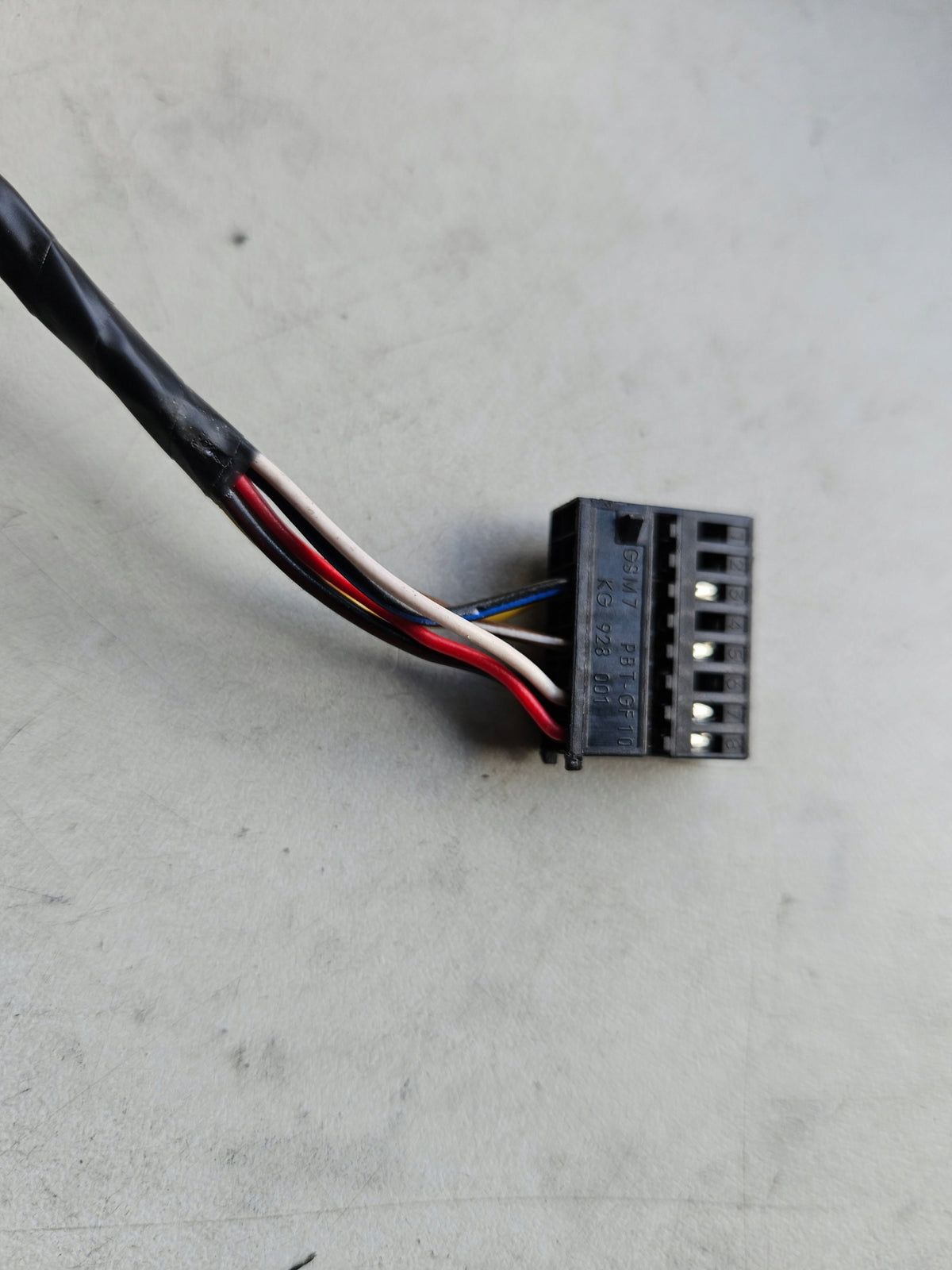 Le Lusterko zew AUDI A4 B9 8W1857409 6pin