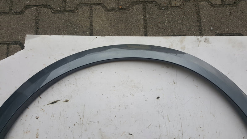 LISTWA BŁOTNIKA PRAWA PRZEDNIA AUDI Q8 4M853718B