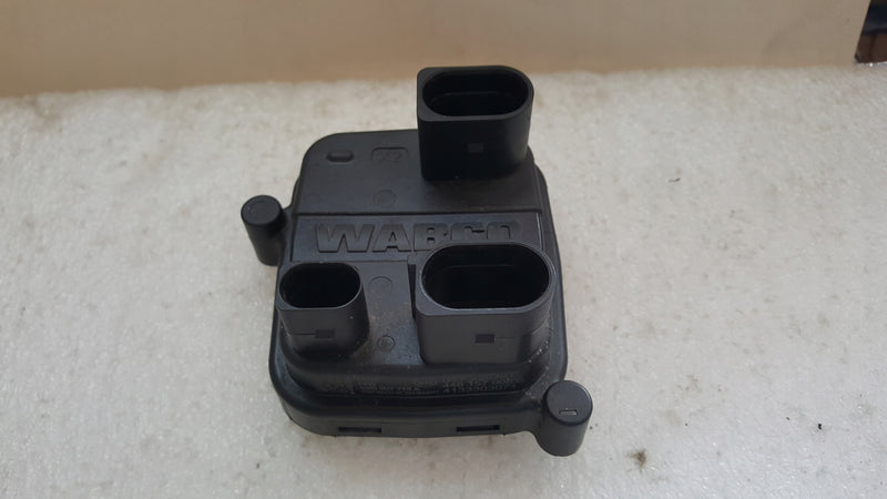 Moduł sterownik zawieszenia AUDI 4M0907778A demontaż