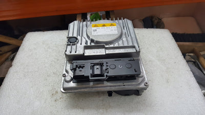 Sterownik przetwornica napięcia VW AUDI SKODA 5WA959663A demontaż