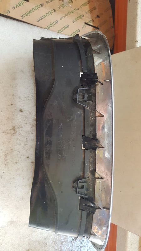 GRILL NERKA PRAWA BMW X5 E70 51137171396