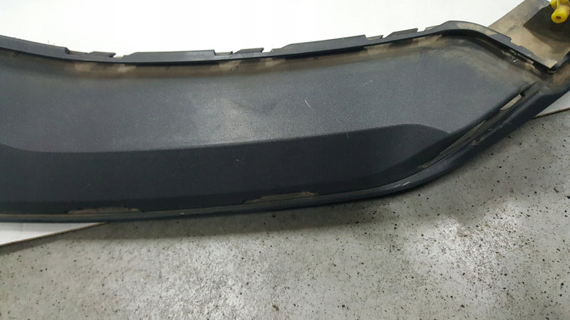 Narożnik listwa zderzaka lewy przód AUDI A4 (B9) ALLROAD 8W0807061B