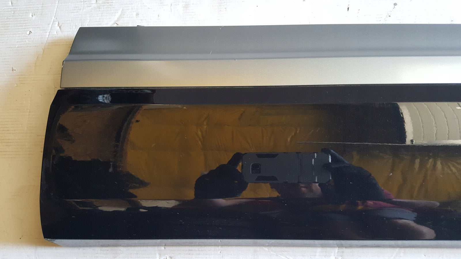Listwa drzwi prawy przód AUDI Q7 4M0853960B