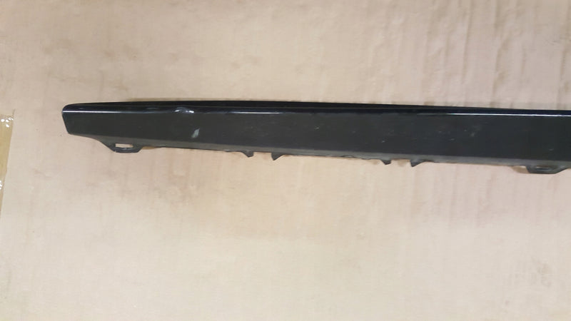 Listwa progowa prawa Audi RS7 4K8854868A RS-7 C8 A7 RS 19-