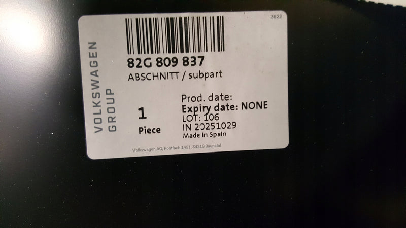 AUDI A1 II 82G PRÓG TYLNY BŁOTNIK LEWY TYŁ 18-24 82G809837