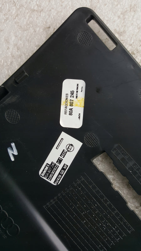 KRATKA ZDERZAKA LEWA ZAŚLEPKA PRZÓD AUDI Q5 II 80A
