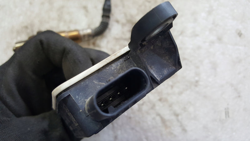 Sonda lambda czujnik NOX VW AUDI 05L906261F