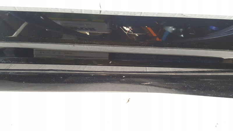 Listwa drzwi prawy przód AUDI Q3 II 83A853960A/B