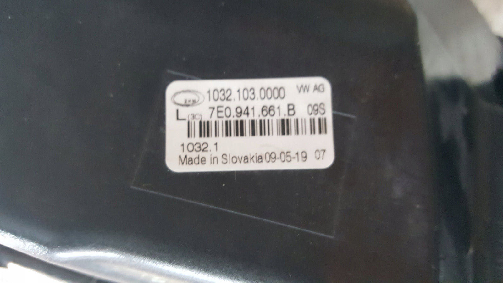 VW TRANSPORTER T6 HALOGEN LEWY 7E0941661B