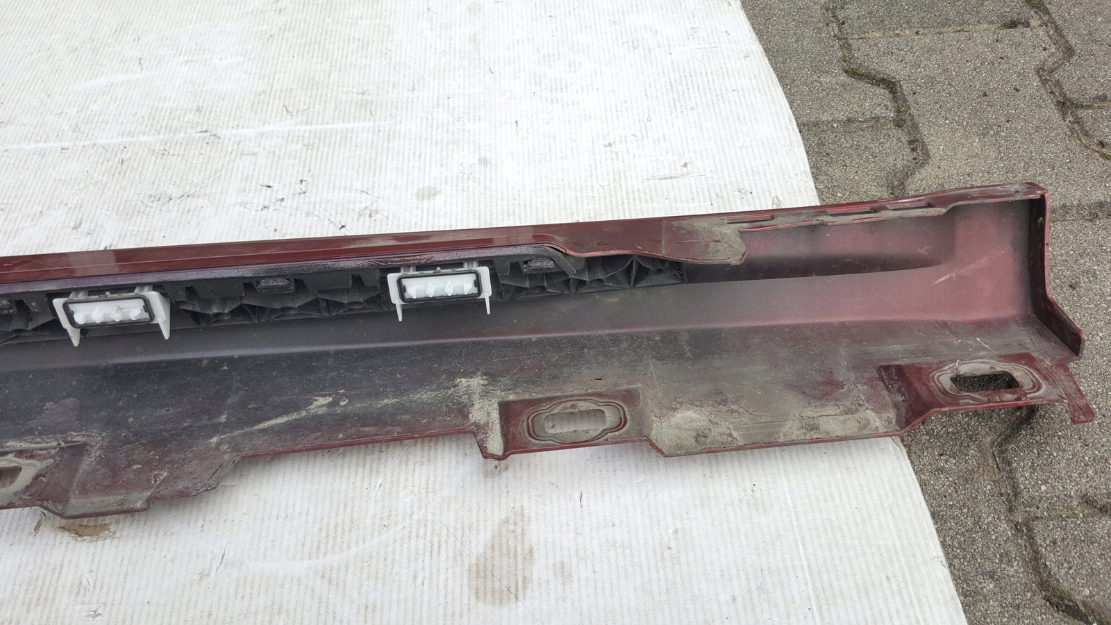 Listwa progowa lewa AUDI A5 8W6853859 8W7853859 demontaż