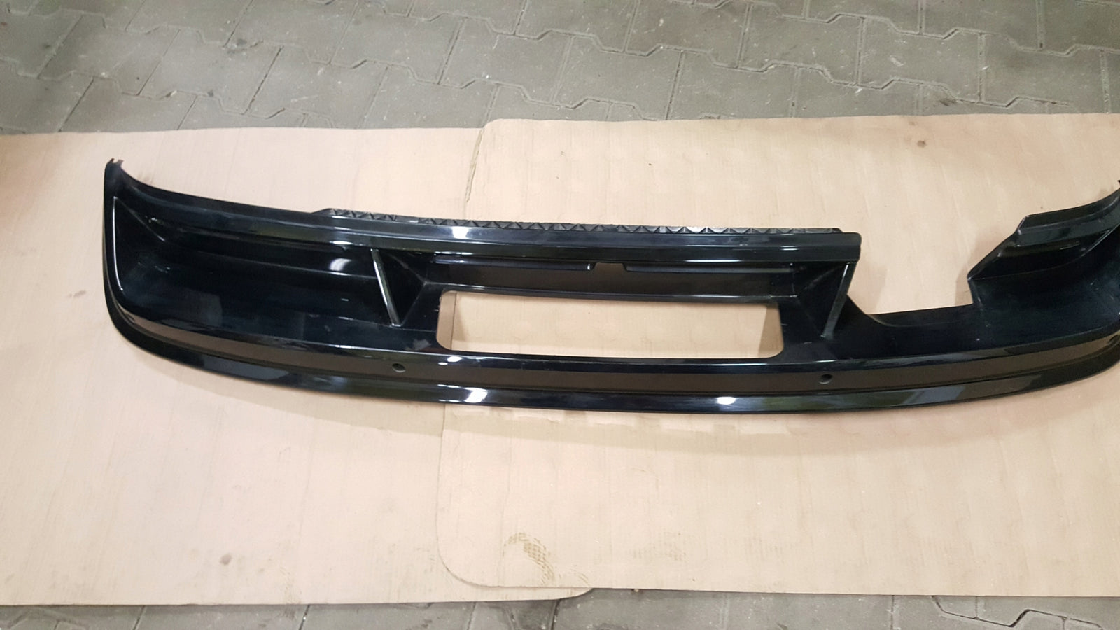 VW Tiguan II 2 16-20 R-Line Spoiler Listwa Dokładka Zderzaka Tył 5NA807568G