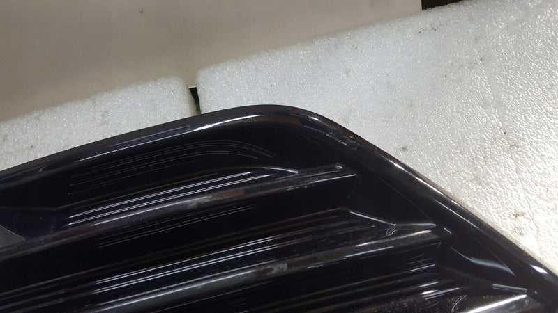 Kratka zderzaka lewy przód SEAT CUPRA ATECA 575853665T