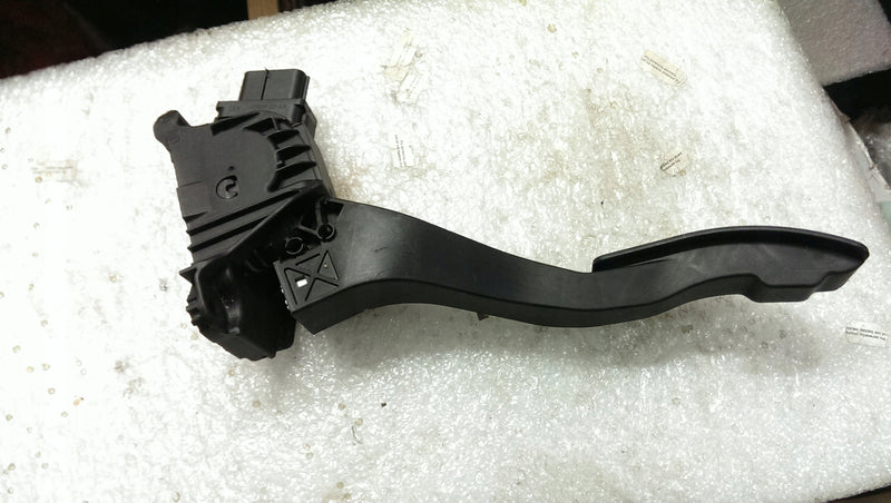 Pedał gazu VW AUDI SEAT SKODA 5Q1723503J demontaż