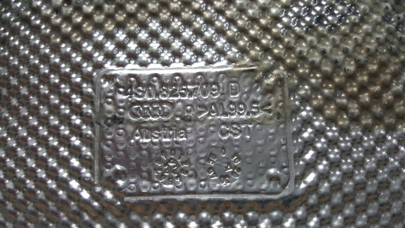 NOWA Osłona termiczna 4S0825709D AUDI R8