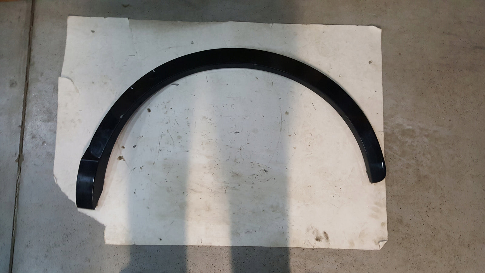 Listwa błotnika lewy tył AUDI Q3 8U0853817B
