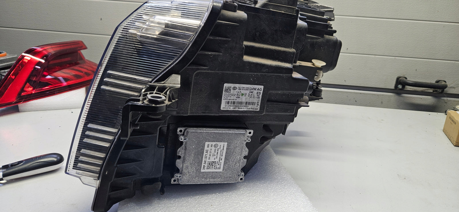 Pr kompletny FUL LED Vw Crafter MAN TGE 7C1941036B IDEAŁ!!! 2019r
