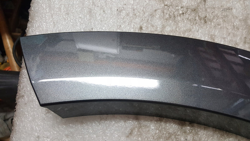 Listwa drzwi lewy tył AUDI E-TRON 4KE854819A