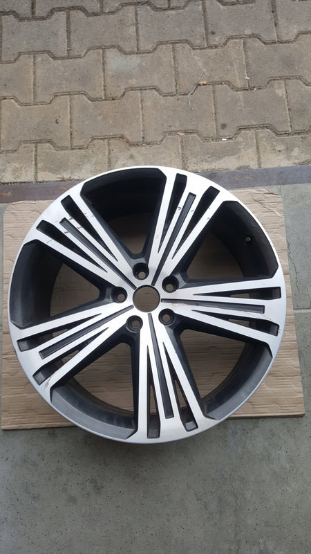 FELGA SEAT TARRACO 5FJ 20 CALI 8J ET41 5FJ601025B