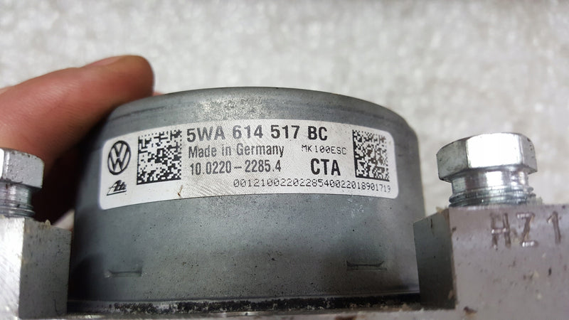 Pompa ABS VW SKODA SEAT 5WA614517BC demontaż