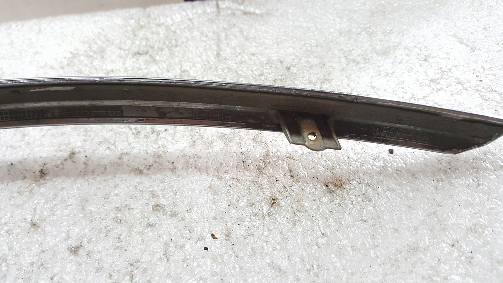 AUDI A6 C6 - LISTWA ZDERZAKA PRAWY PRZÓD 4F0853066