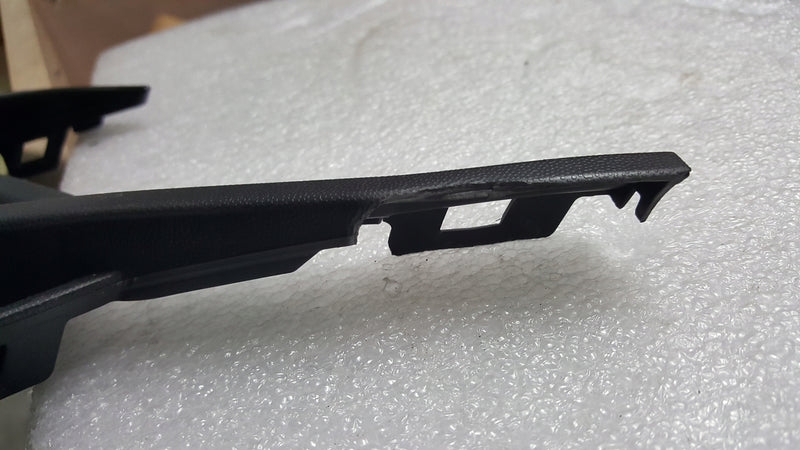 Kratka zderzaka prawy przód- VW TOUAREG III R-LINE 760853664A